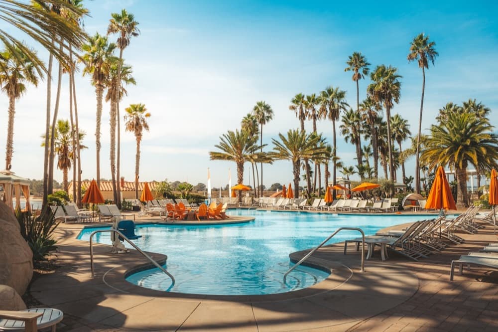 Hotel con piscina